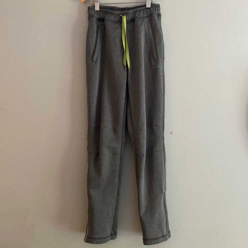 L L Bean grey winter pants thick 2 front and 1 back pocket, leg zippers 12 M